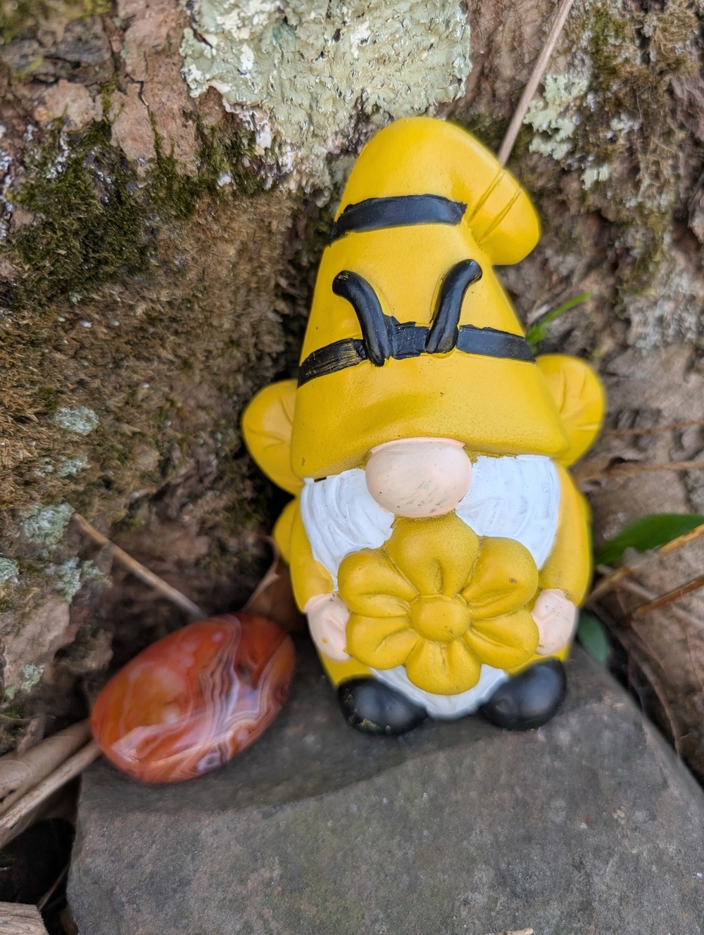 Bee Gnome And Sardonyx Palm Stone